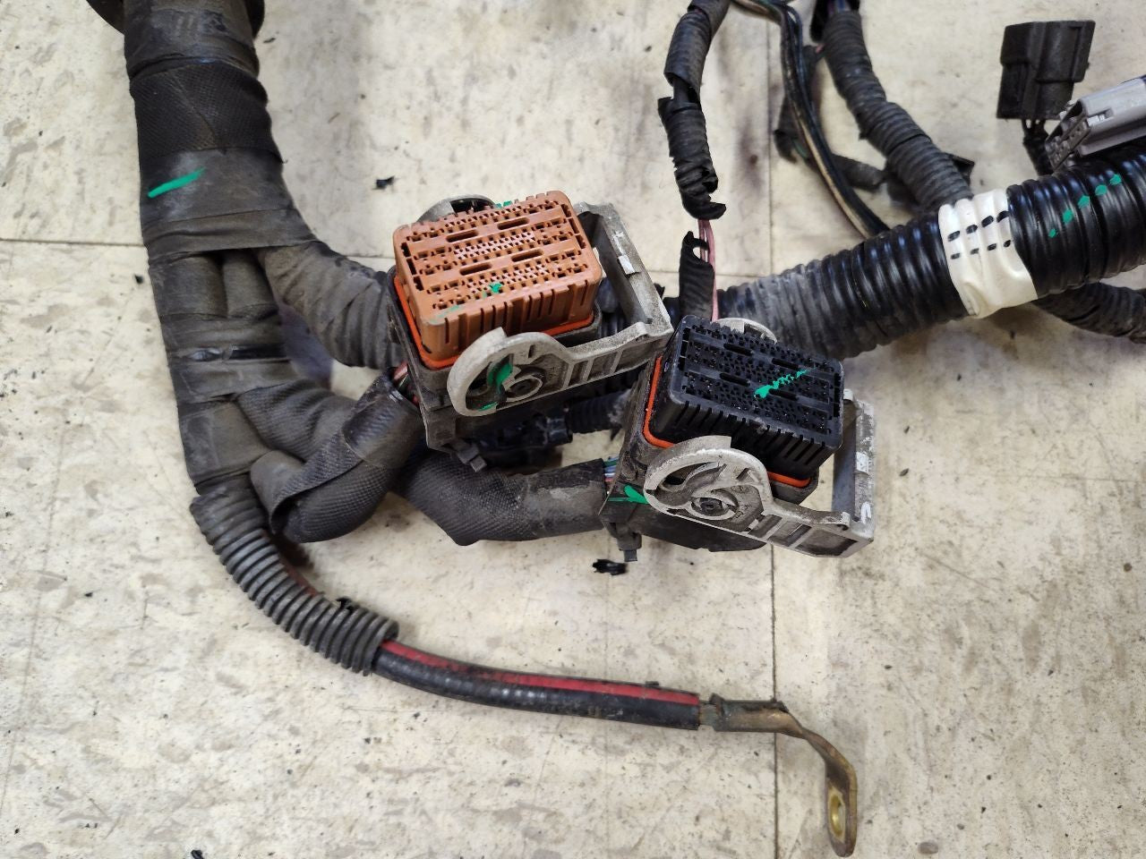 2011-2013 Infiniti QX56 Engine Wiring Harness AWD 3Row w/ LDP, ICC, NAVI, HFP