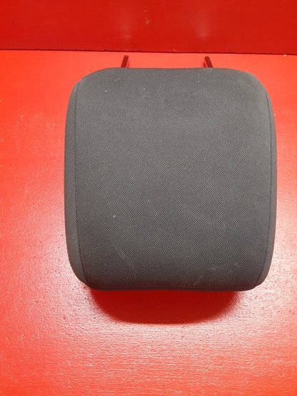 2010 2011 Kia Soul FRONT Headrest Head Rest Pair Black Cloth