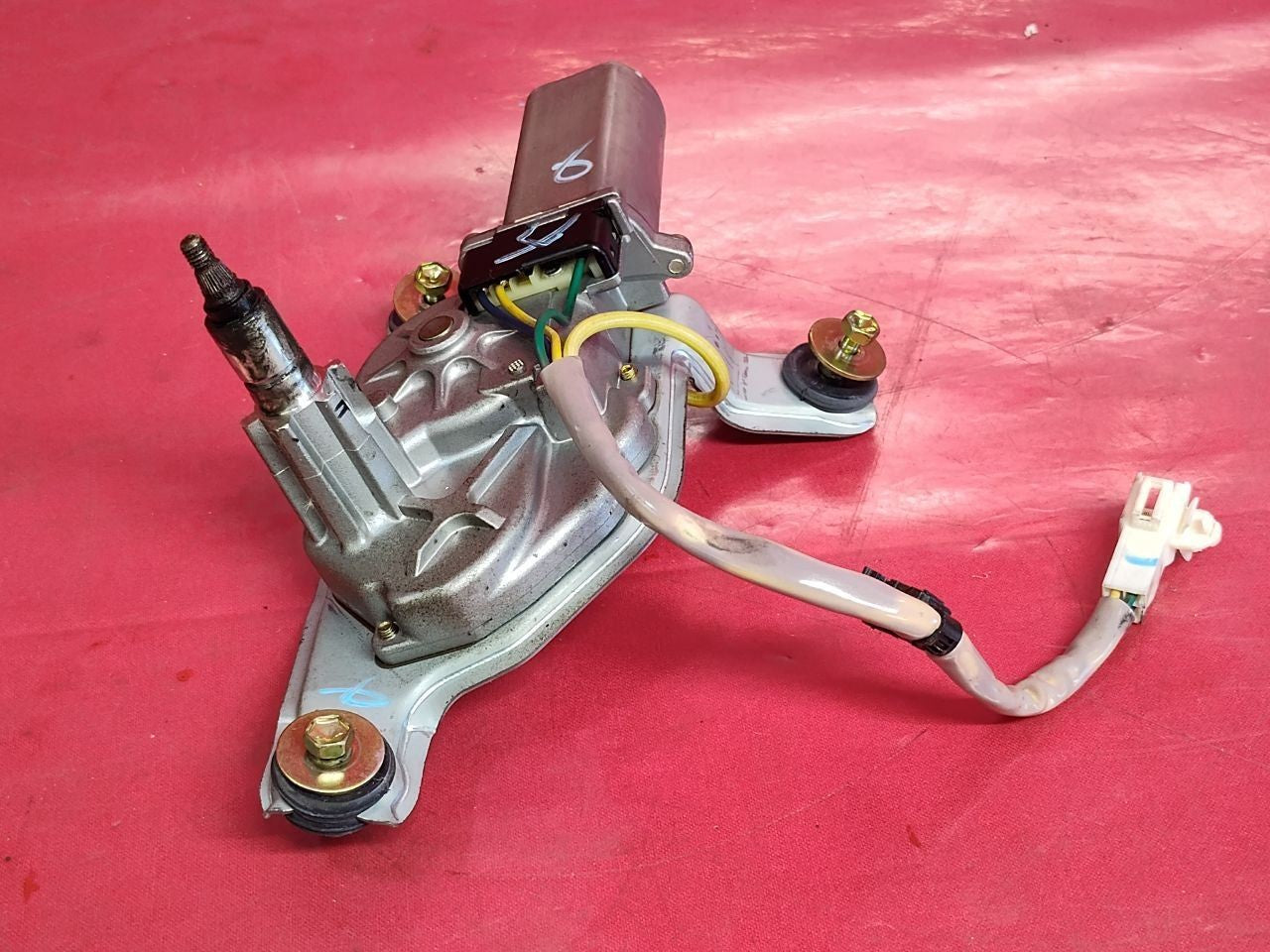 1999-2003 Lexus RX300 RX 300 Rear Liftgate Tailgate Hatch Glass Wiper Motor