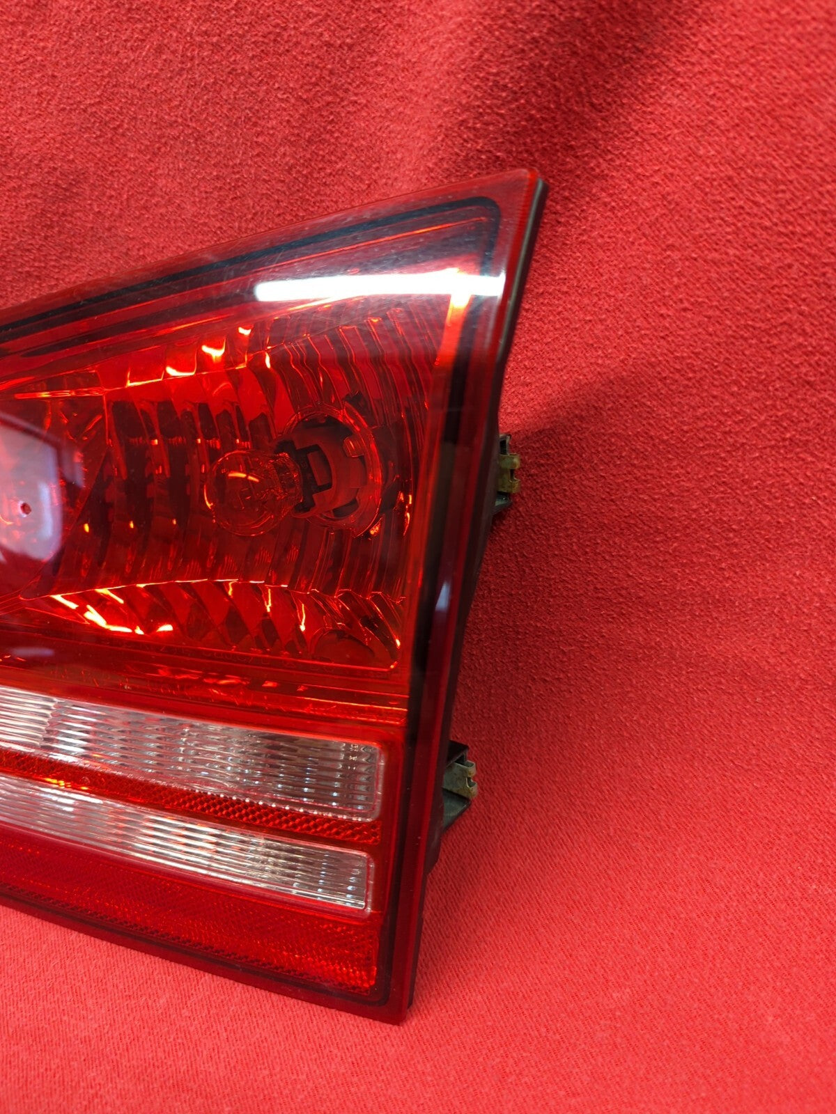 2009 - 2020 Dodge Journey RIGHT PASSENGER INNER Double Stripe Tail Light Lamp