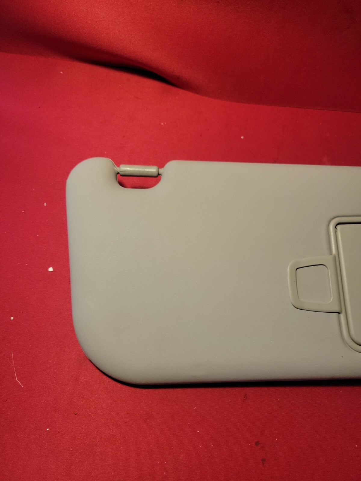 2010 - 2013 Kia Soul Sun visor Right Passenger side 85220-2K260QW