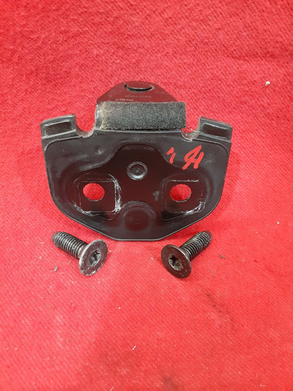 2012 Volvo c30 Front Door Latch Striker Plate w/ Bolts 30699650