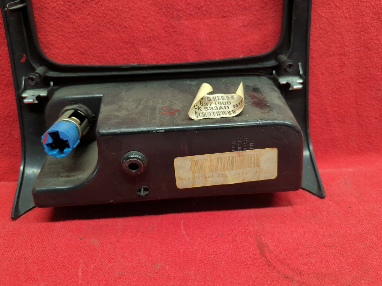 2003 2004 2005 2006 2007 Jeep Liberty Climate Control Bezel 12V Black w/ Cubby