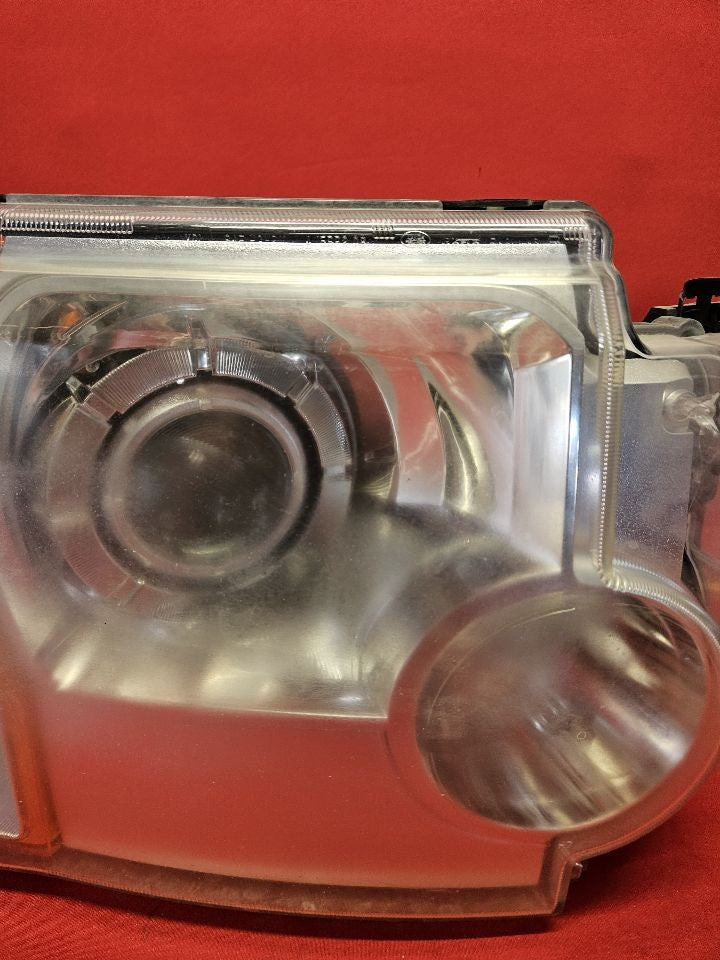2005 - 2009 Land Rover LR3 HSE/SE Right Passenger Headlight Lamp BI-XENON HID