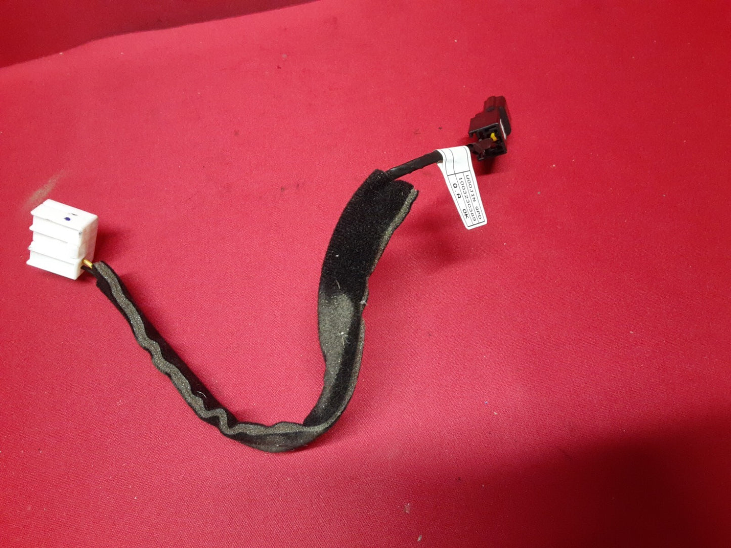 2011 - 2013 Kia Sorento Center Console Short Wiring Harness 84630-2P000