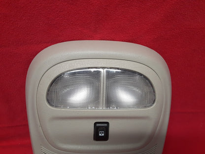 2005 2006 2007 2008 2009 GMC Envoy Upper Dome Roof Map Light Console w/ Sunroof