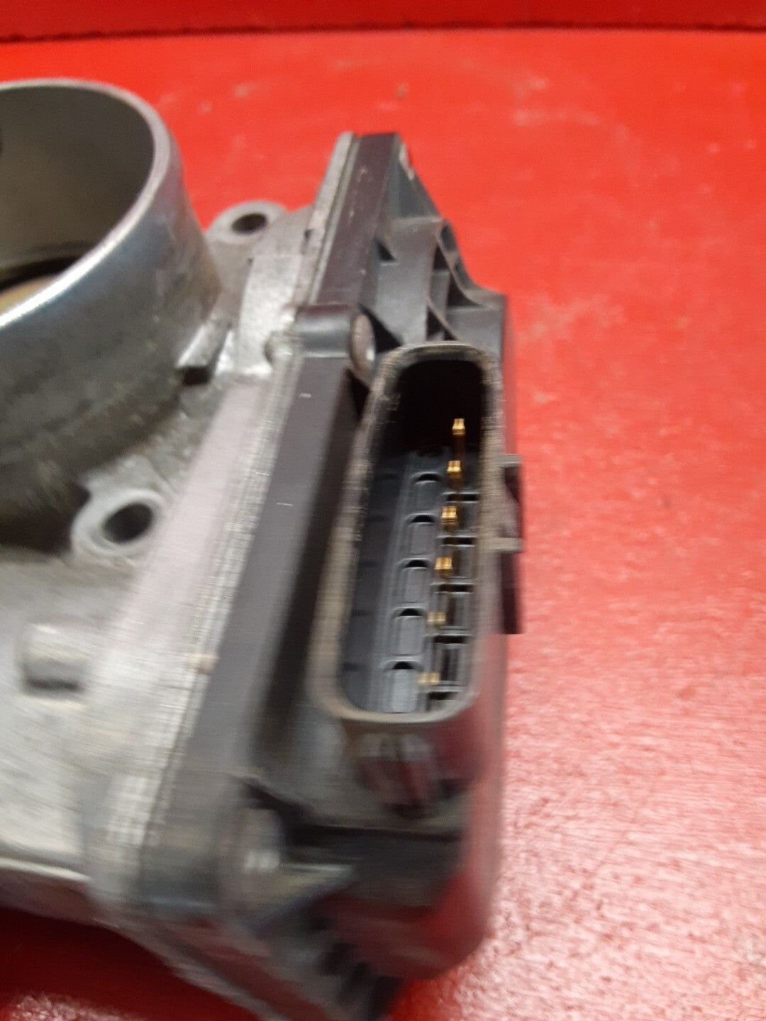 2004 - 2010 Volvo S40 Throttle Body Assembly 8677694 040127
