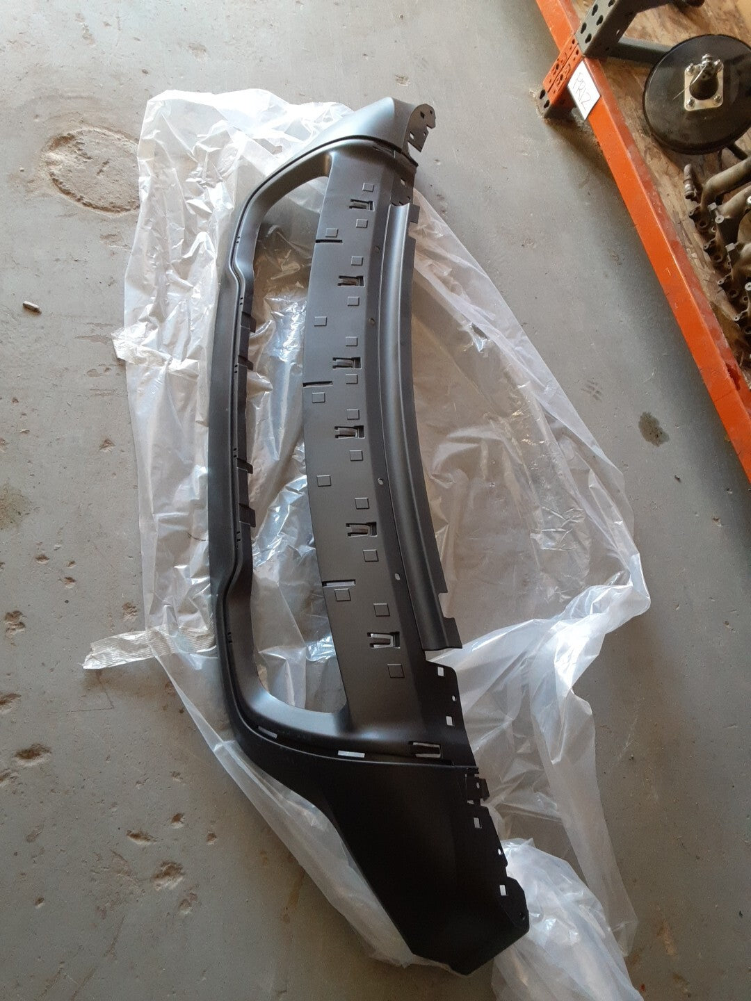 2014 2015 2016 Jeep Grand Cherokee Front Lower Fascia Bumper 68143076AD