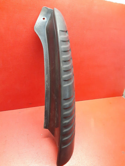 2000-2006 Chevrolet Suburban Right Quarter Panel Upper Applique 15765114