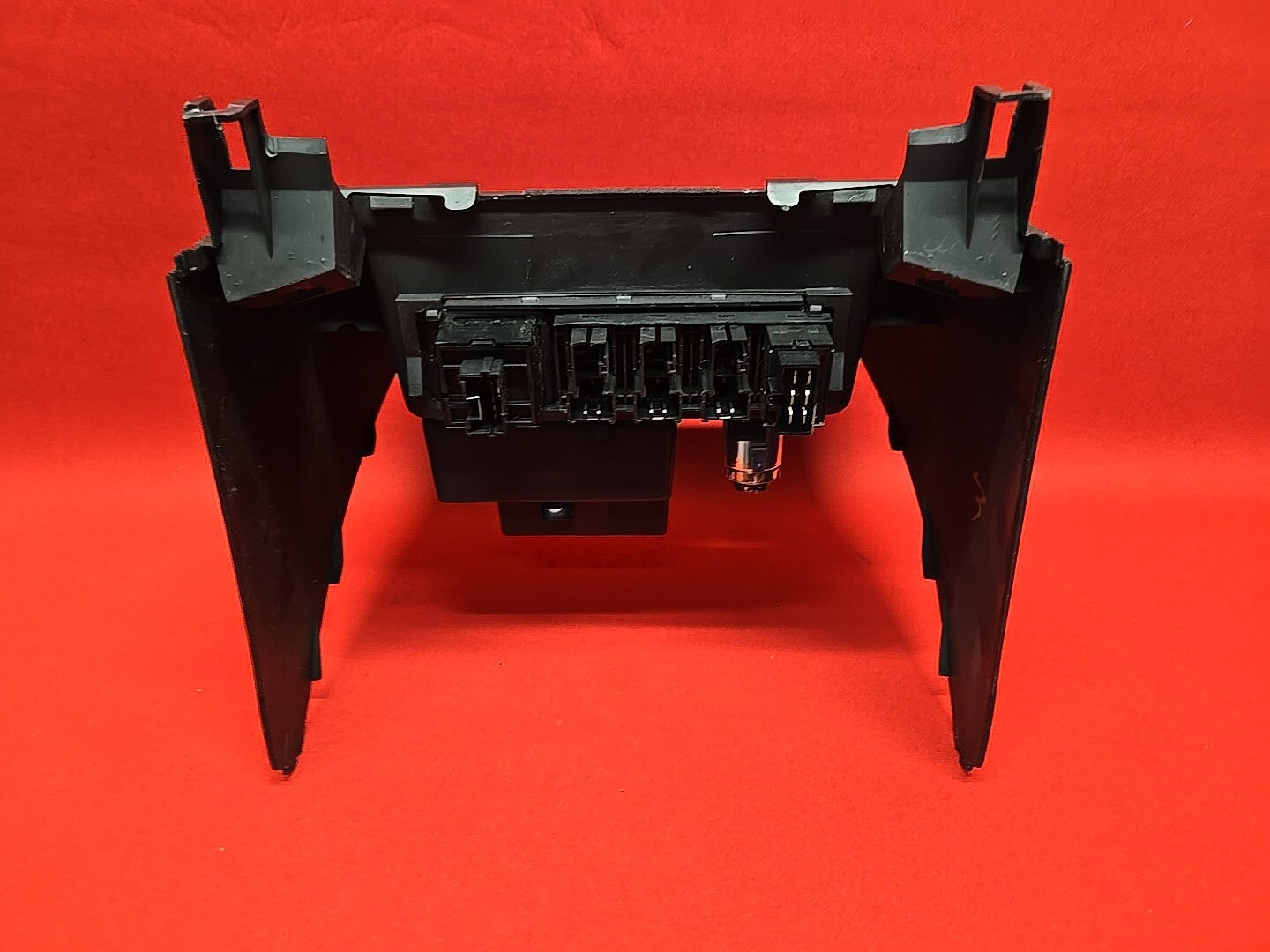 2001 - 2006 Mitsubishi Montero UPPER Center Console Ash Tray Heated Seat Bezel