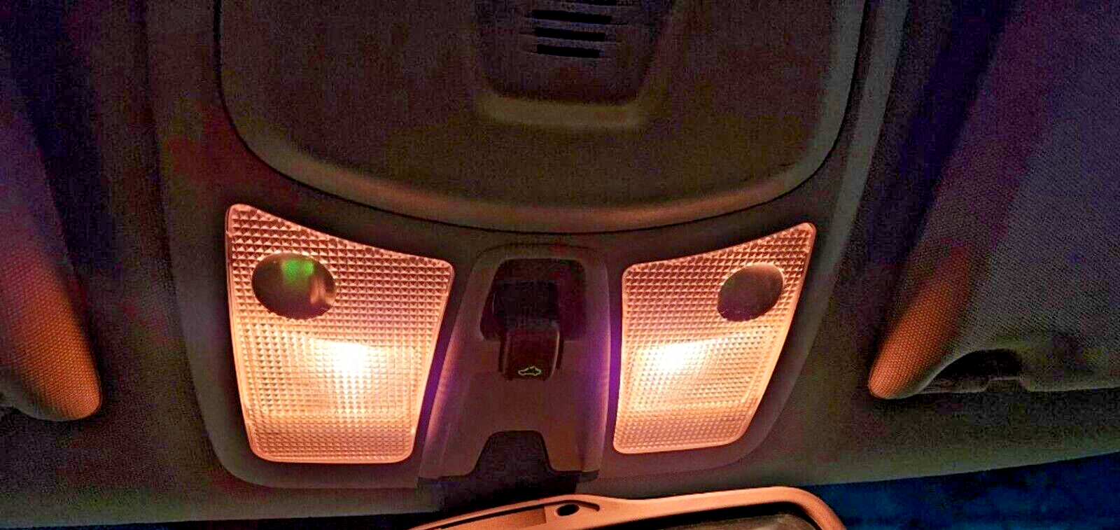 2003-2006 Volvo XC90 Map Overhead Console Light W/ Sunroof Gray 306696220