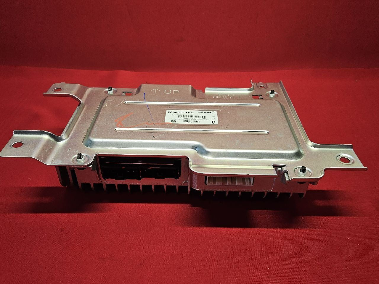 2012 2013 Infiniti QX56 14-17 QX80 Radio Stereo Amplifier w/ BOSE Premium Sound