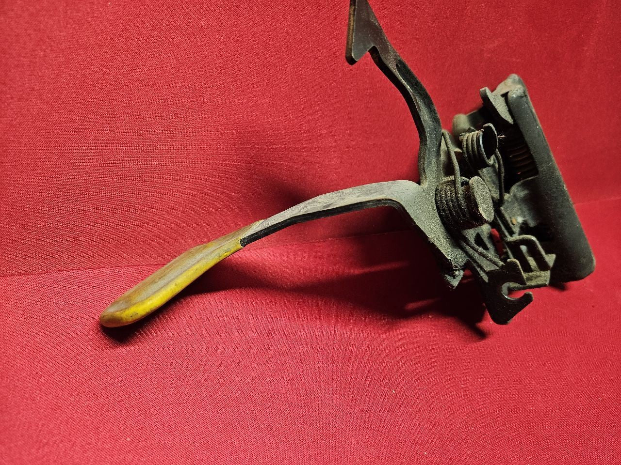 1995-1999 Oldsmobile Aurora Primary Hood Latch Lock Actuator 16634838