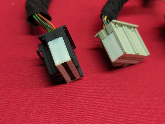 2010 - 2016 - GM Keyless Entry Module / BCM - 13578644 - 5DK 009703-01  PIGTAILS