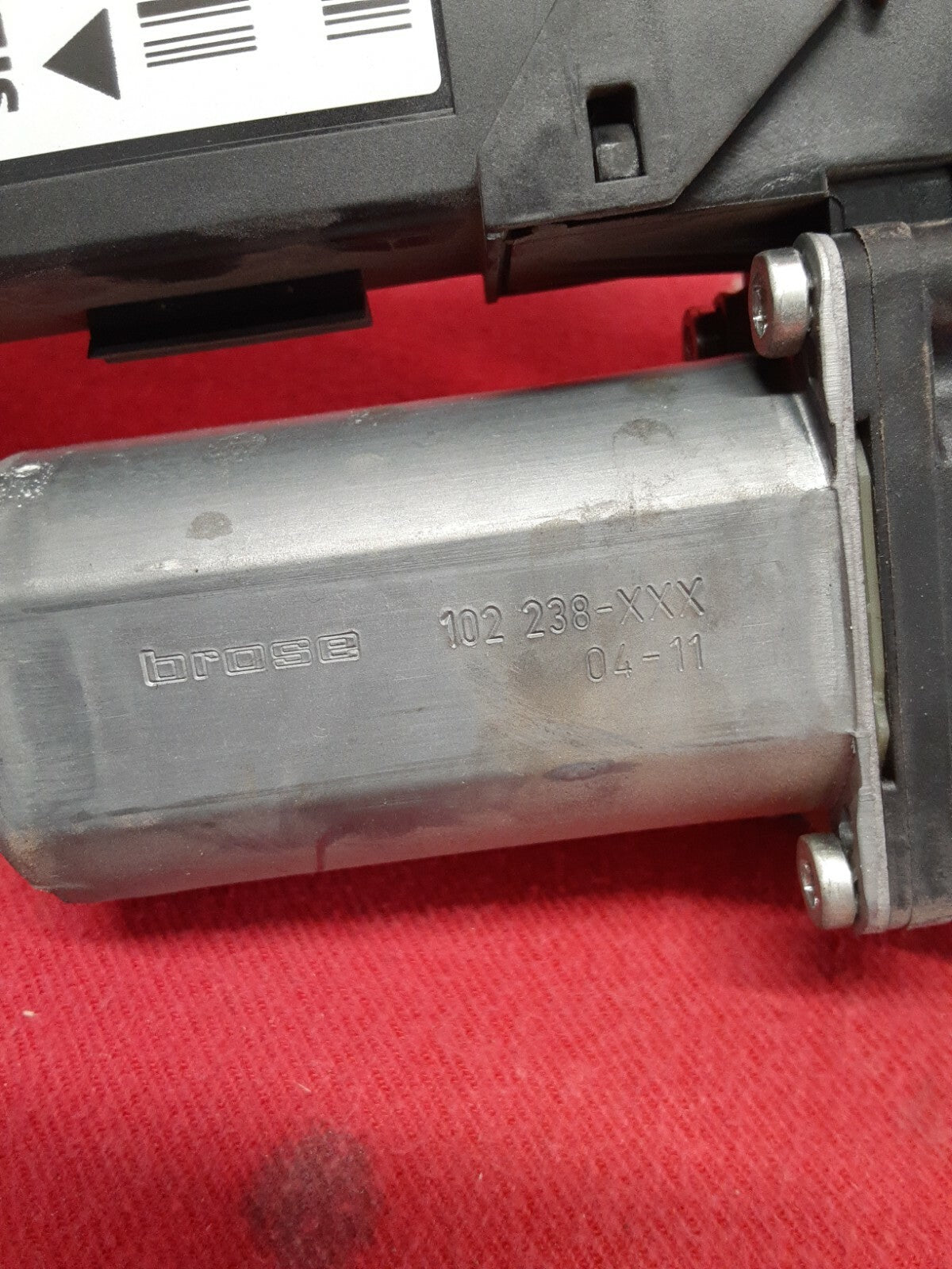 2002 - 2008 Audi S4 A4 & Quattro RIGHT PASSENGER REAR Window Motor 8E0-959-802