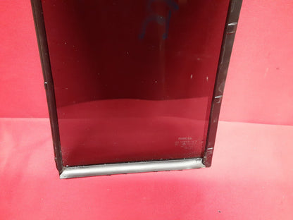 2001 - 2007 Toyota Highlander RIGHT REAR Vent Panel Glass M2L3 AS3 	68123-48070