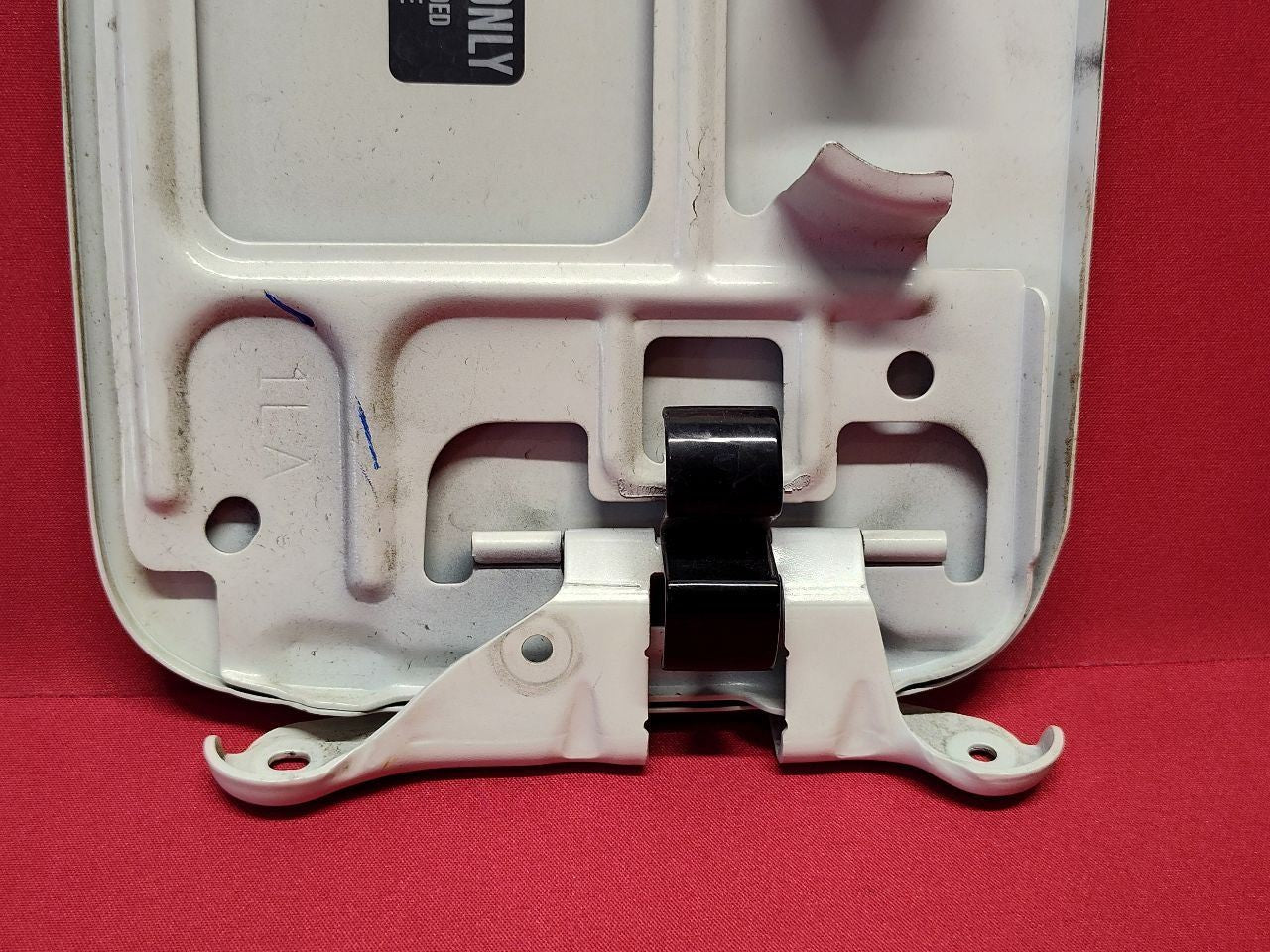 2011-2020 Infiniti Qx56 Qx80 17-24 Nissan Armada Fuel Filler Door Lid QAA White