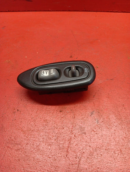 1999-2001 Pontiac Grand Am FRONT RIGHT PASSENGER Window Switch Assembly 22658260