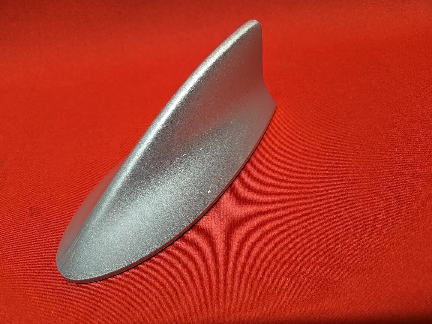 2014 - 2020 Lexus Shark Fin Antenna PLASTIC COVER ONLY - Platinum Silver 1J4