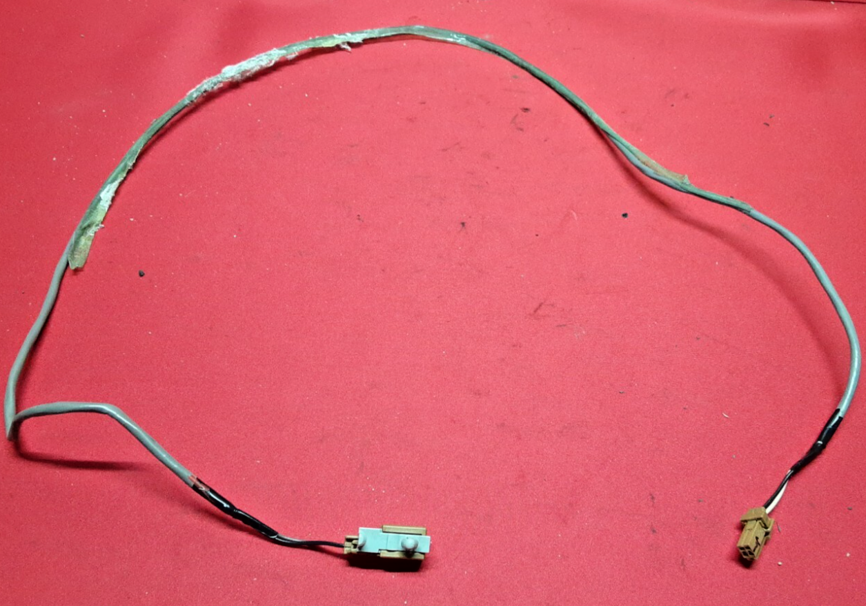 2011 - 2019 Infiniti High Mount Third 3rd Brake Light 26551-1MA0B WIRE HARNESS