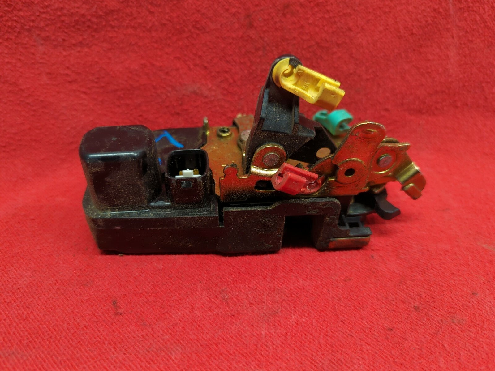 2004 2005 2006 2007 2008 2009 Dodge Chyrsler FRONT LEFT Door Lock Actuator