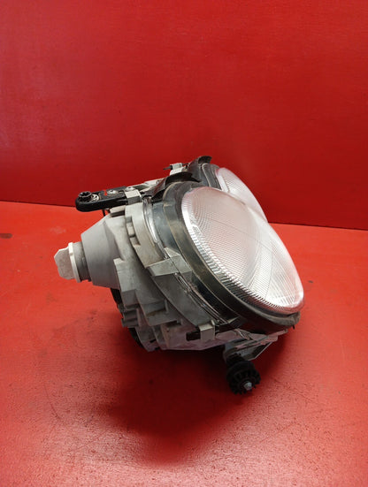 2001-2004 Mercedes-Benz C230 240 320 Right Headlight Assembly 2038201061