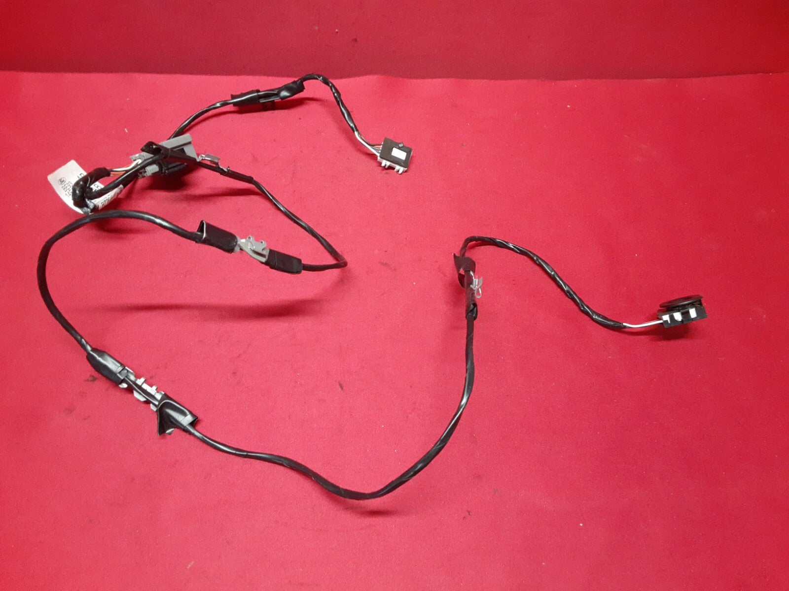 2013 - 2019 Lincoln MKT  RIGHT FRONT Interior Door Handle  DE9Z7422600AB PIGTAIL