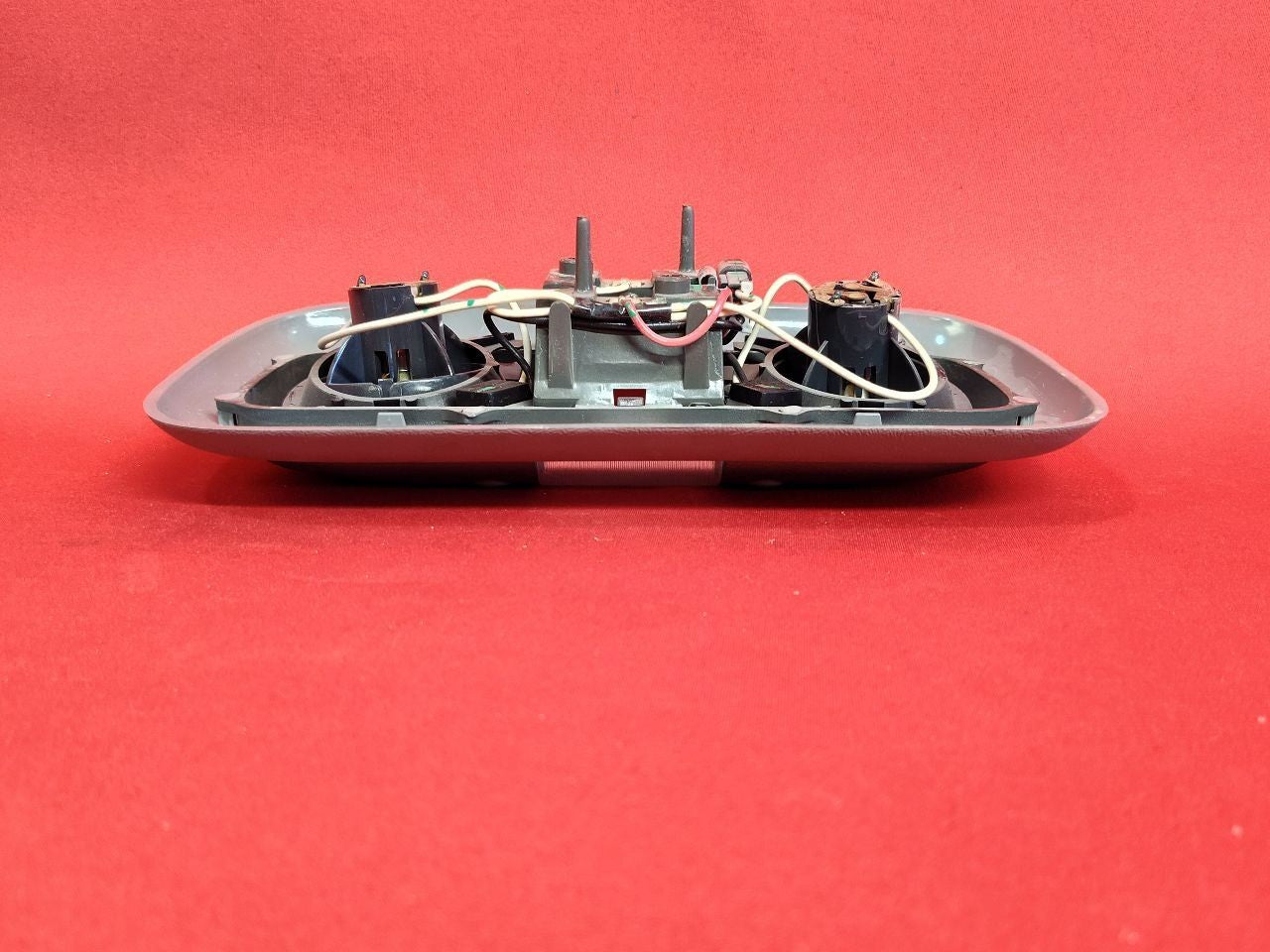 1995-1999 Chevy Tahoe Suburban GMC Yukon Roof Reading Lamp Dome Light Grey