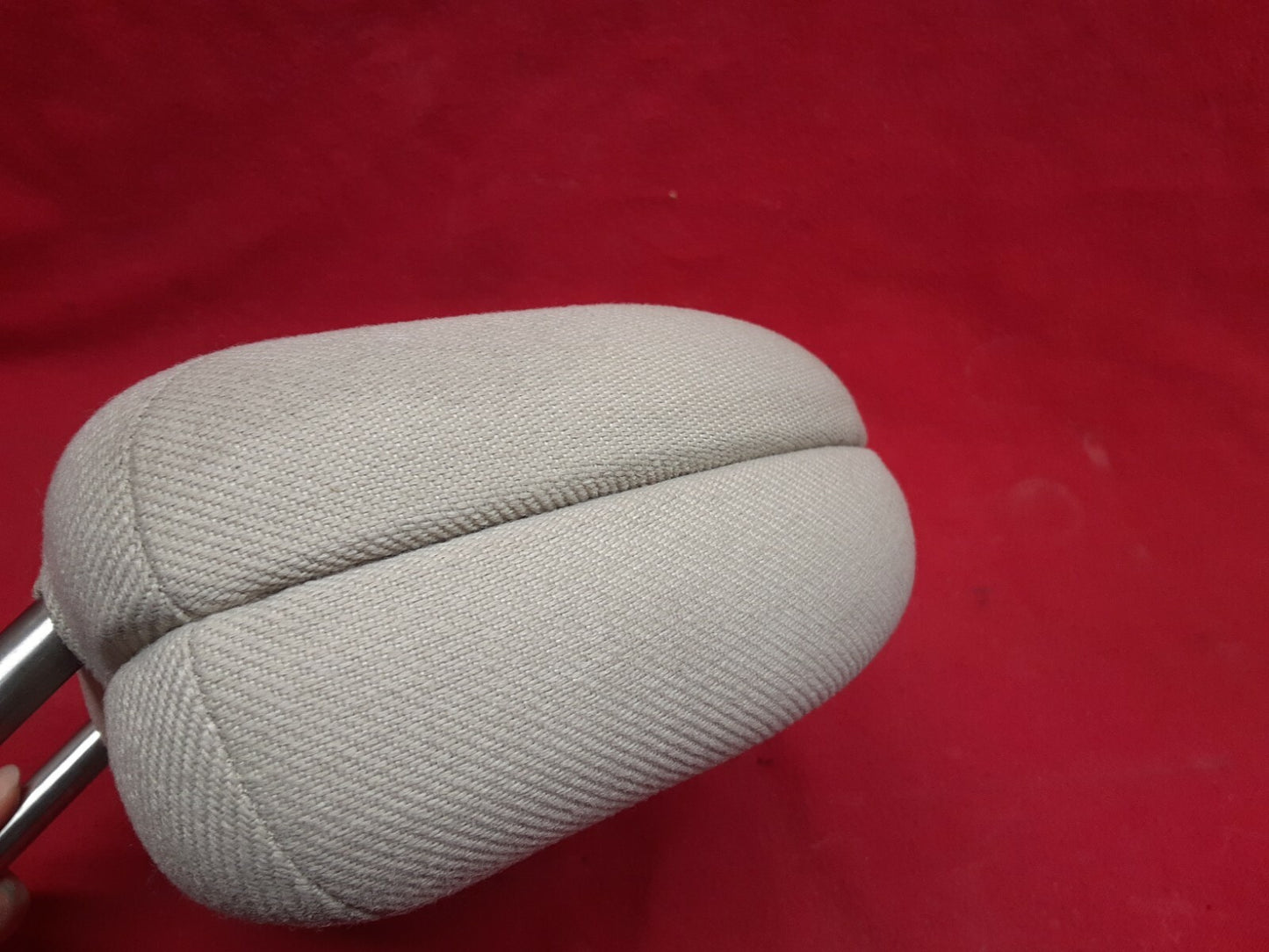 1998 - 2005 VW Volkswagen Beetle FRONT Left or Right Headrest Cloth Beige QTY: 1