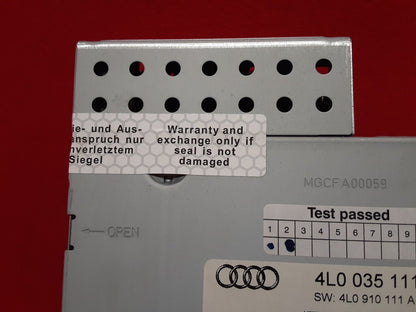 2007 -2008 Audi Q7 6Disc 6 Disc CD Changer 4L0-035-111 / 4L0-910-111-A