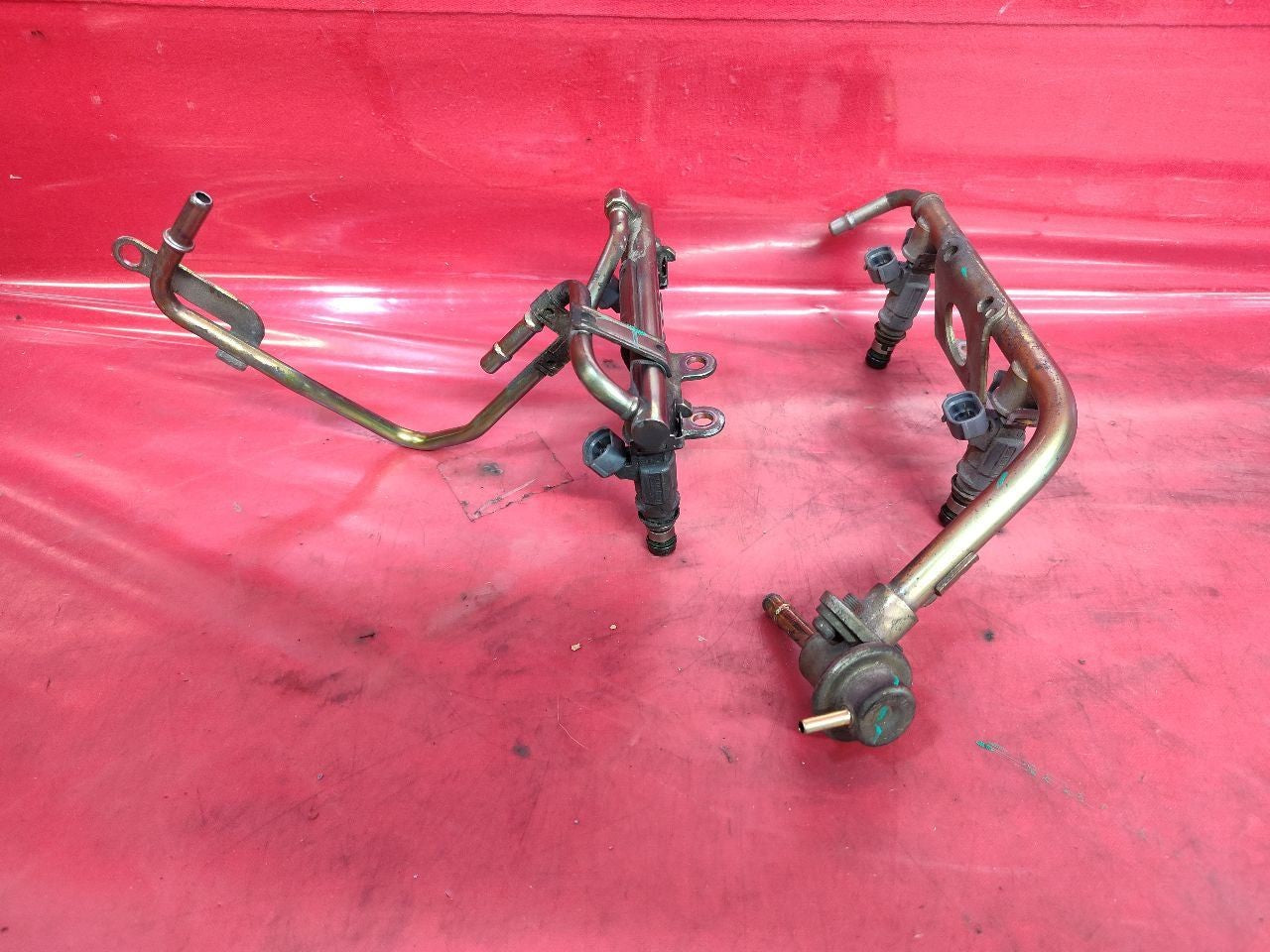 2004 Subaru Outback, Legacy 04-05 Baja 2.5L H4 Fuel Injector w/ Rails EJ253