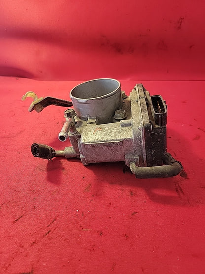 05-15 Toyota Camry Corolla Matrix RAV 4 Solara Throttle Body Unit 22030-0H031