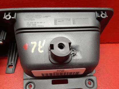 2010 - 2013 Kia Soul REAR LEFT DRIVER SIDE Door Window Switch Bezel Trim Cover