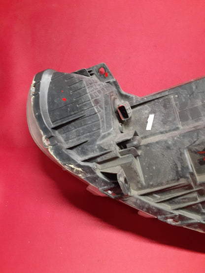 2012 - 2014 Hyundai Accent RIGHT PASSENGER Headlight Lamp Halogen 	92102-1R010