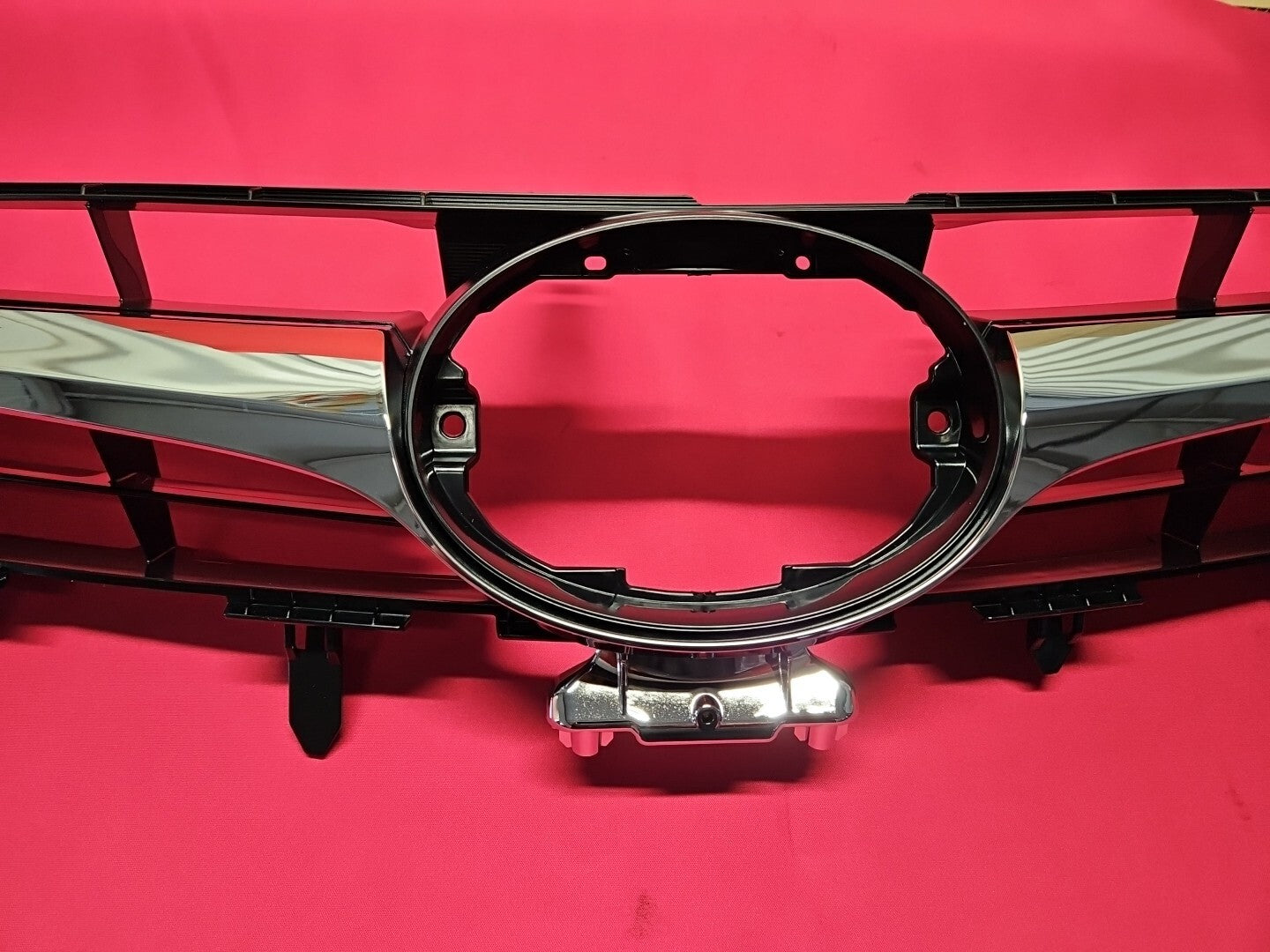 2015 2016 2017 Toyota Camry Grille W/o Pre-Crash - OEM Toyota - 53114-06061-B