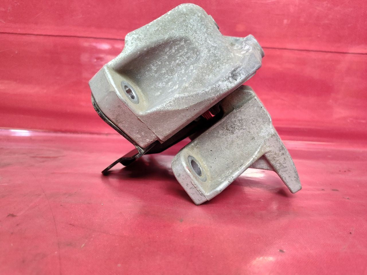 2018-2025 Mitsubishi Eclipse Cross Automatic Transmission Mount Bracket 2910A341