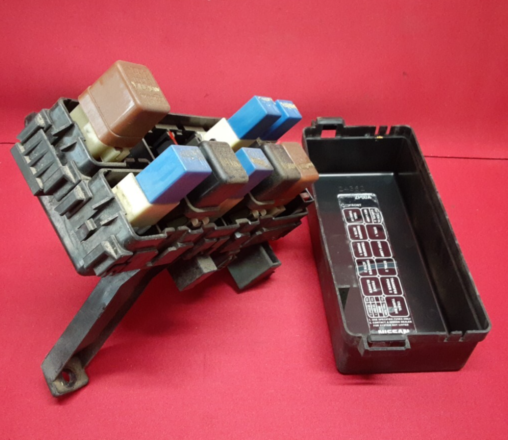 2006 Nissan Pathfinder 4WD Engine Fuse Box Junction Block VIN A 4th Digit