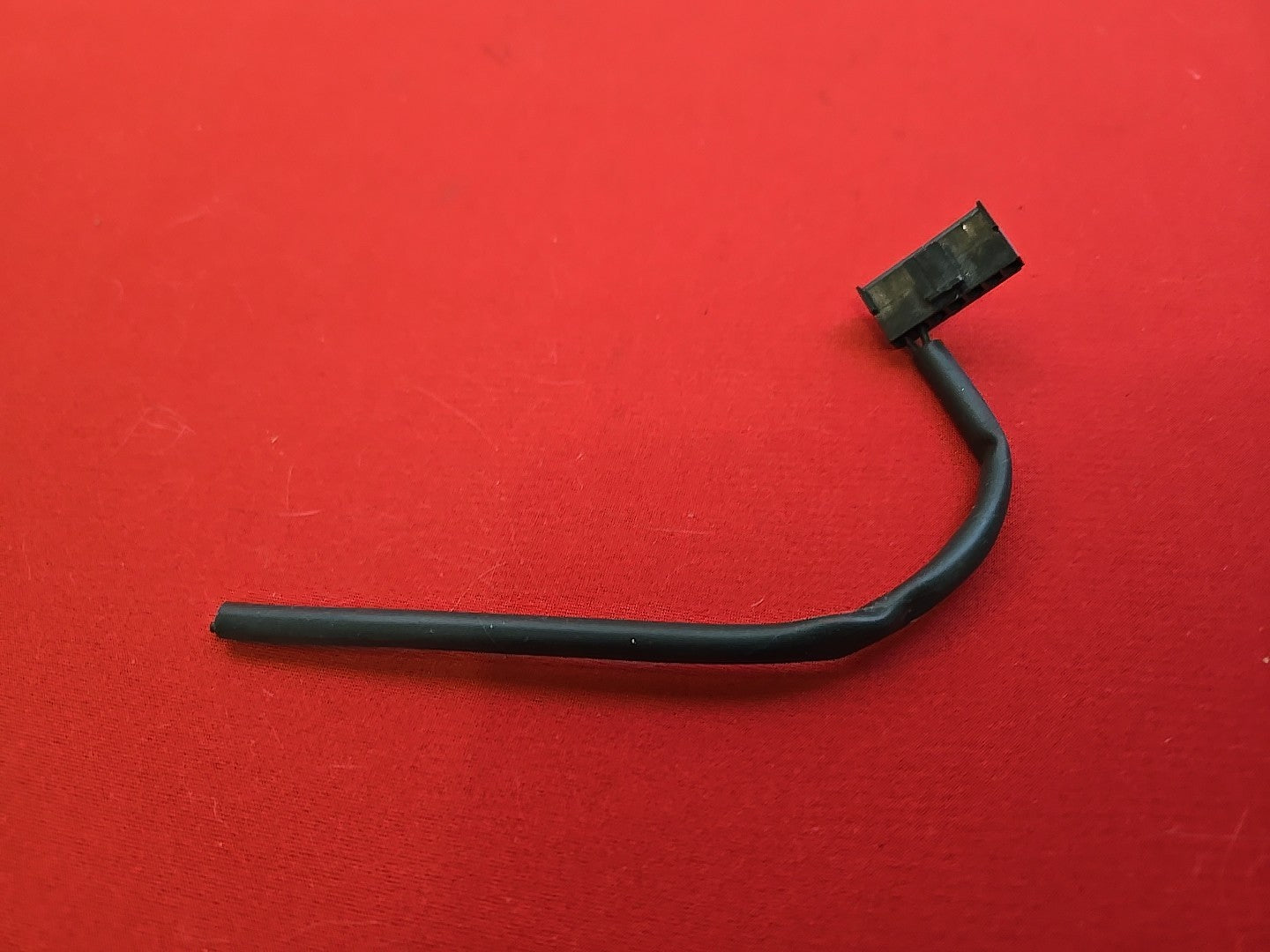 Share 2001-2007 Nissan Interior Rearview Mirror w/ Autodim - PIGTAIL WIRE ONLY