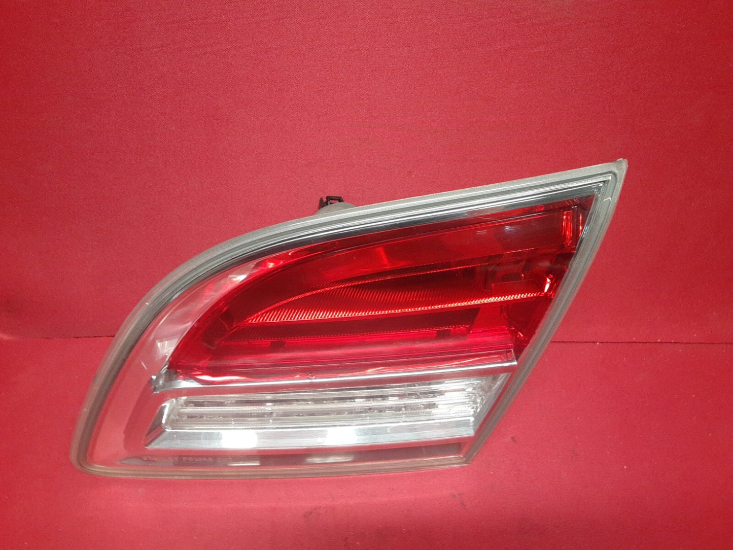 2007 - 2009 Mazda CX9 CX-9 RIGHT PASSENGER Tail Light Lamp on Hatch TD11-51-3F0G