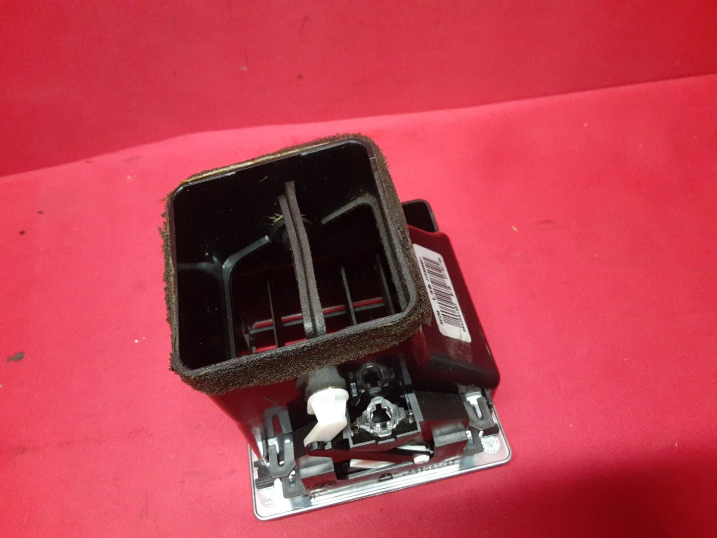 2003 - 2006 Range Rover HSE LEFT OUTER Dash Air Vent Register JVE000051