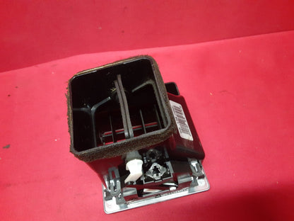 2003 - 2006 Range Rover HSE LEFT OUTER Dash Air Vent Register JVE000051