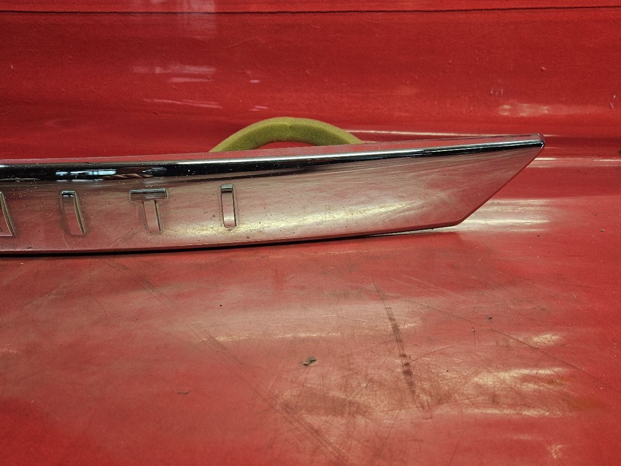 2011 2012 Infiniti QX56 Liftgate Hatch Upper Trim Handle Chrome w/ CAMERA