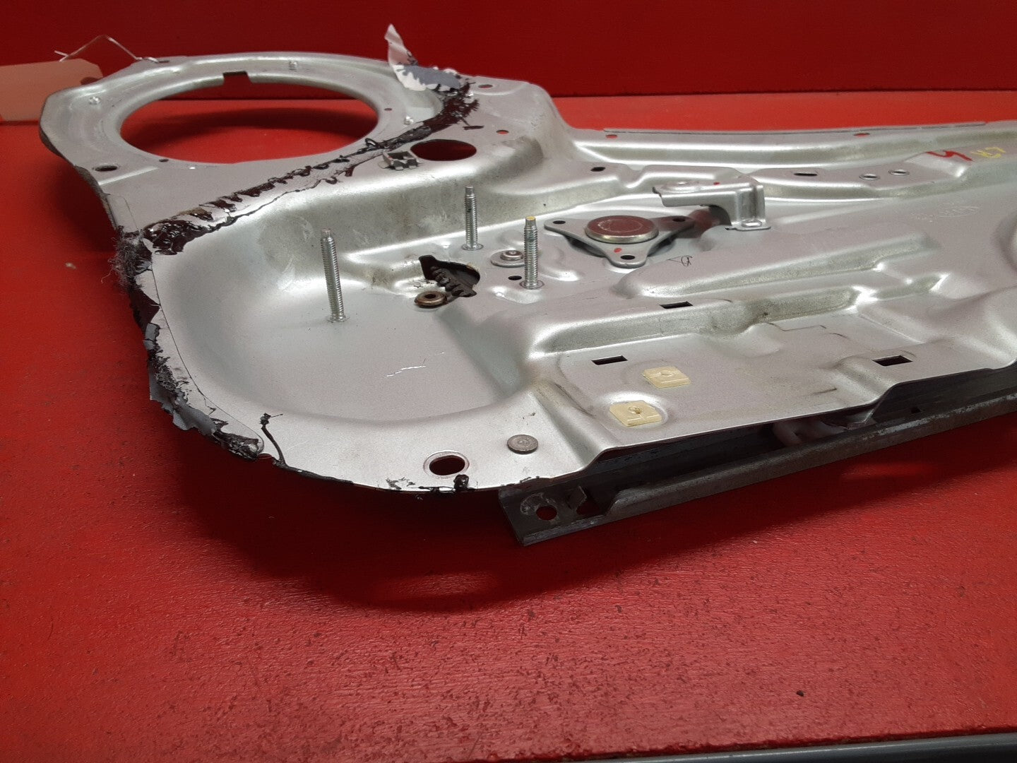 2010 2011 Kia Soul REAR LEFT DRIVER SIDE Window Regulator Assembly 834012K000