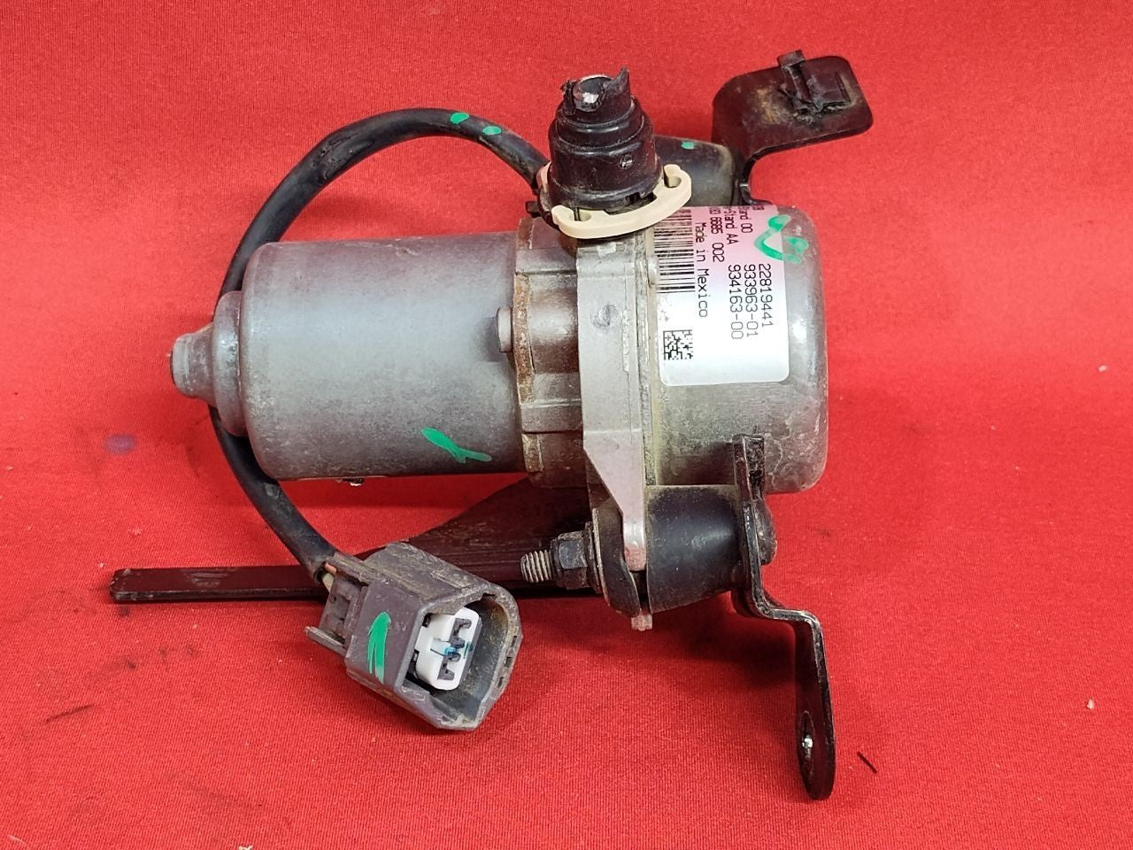 2012-2017 GM Chevy Buick GMC Auxiliary Power Brake Booster Vacuum Pump