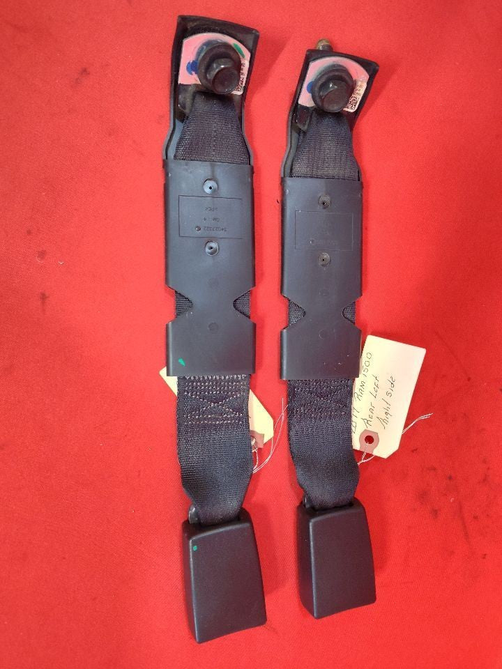 2013-2019 Dodge Ram REAR 2nd SECOND Row Middle Center Seat Belt Dual Buckle
