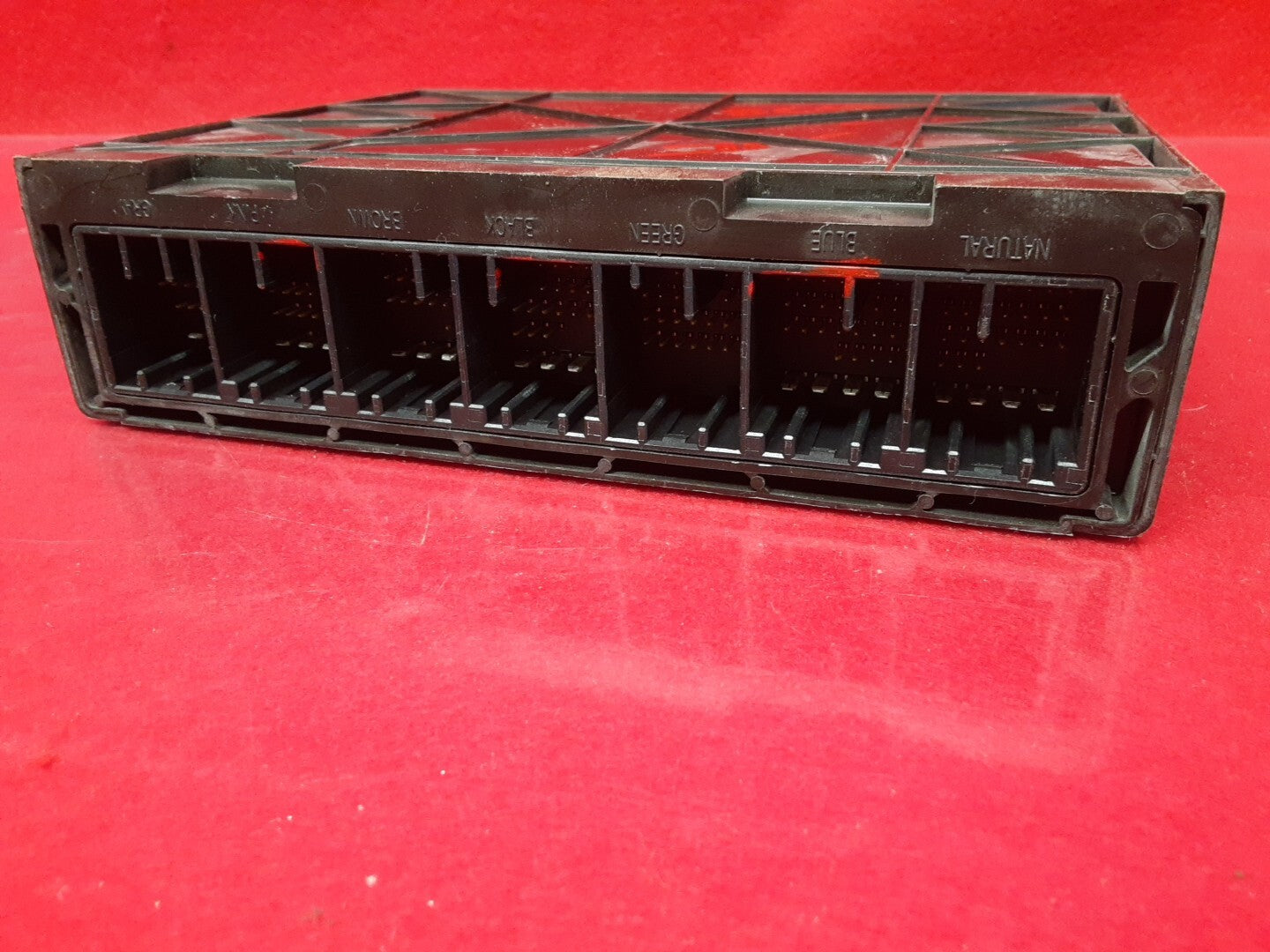 2018 2019 2020 Buick Regal Sportback TourX Body Control Module BCM BCU