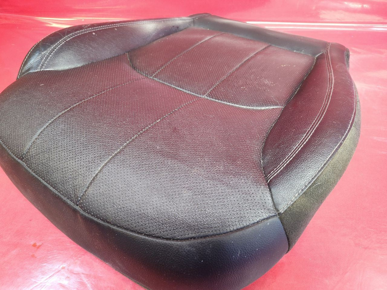 2016-2019 Range Rover Evoque RIGHT PASSENGER Seat Cushion Perforated Leather