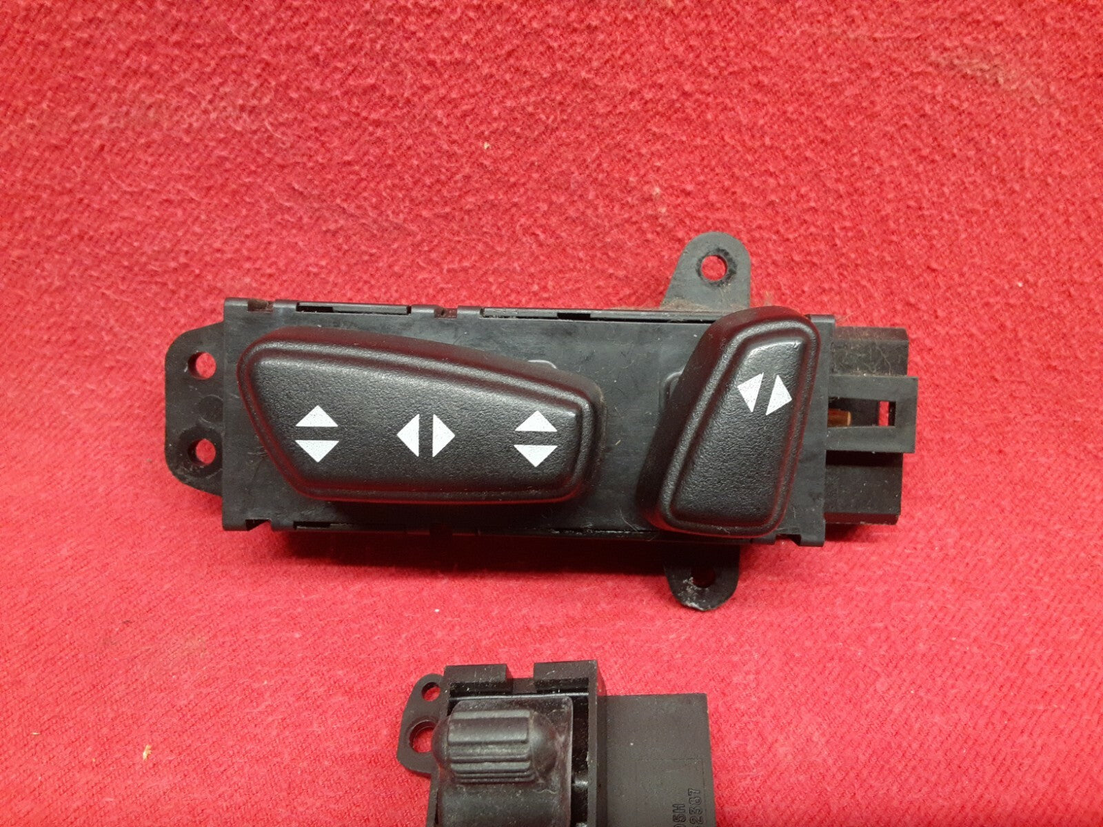 1999 - 2004 Jeep Grand Cherokee FRONT LEFT DRIVER Seat Adjustment Switch Set