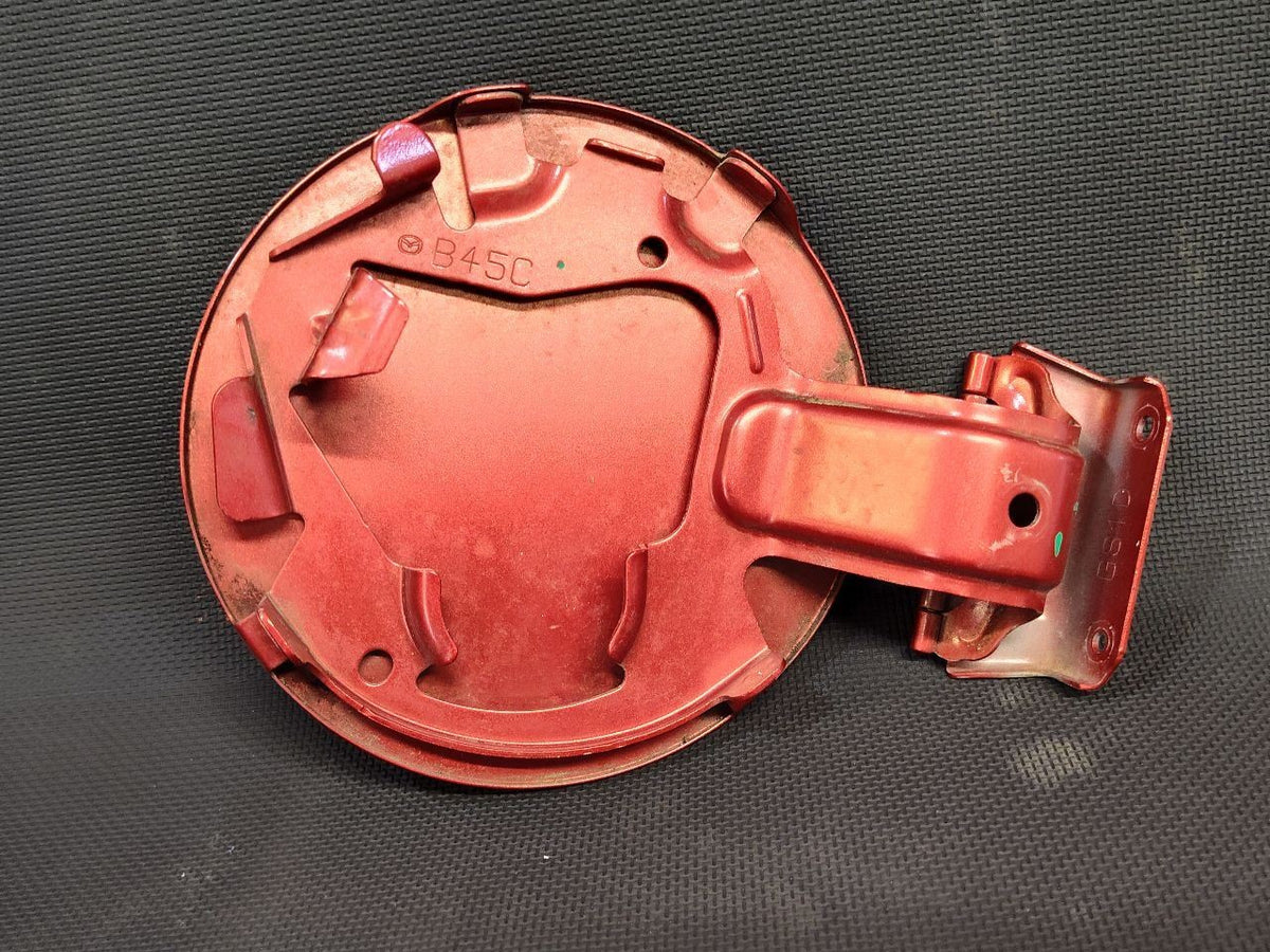 2014-2018 Mazda 3 HATCHBACK Gas Lid Fuel Filler Door 41V Soul Red Metallic