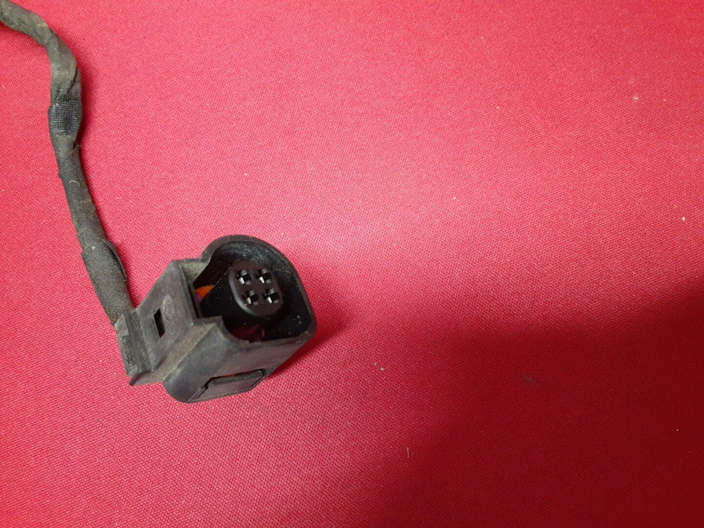 2009 - 2012 Audi A4 10-12 S4 LEFT DRIVER OUTER Tail Light Lamp HALOGEN PIGTAIL
